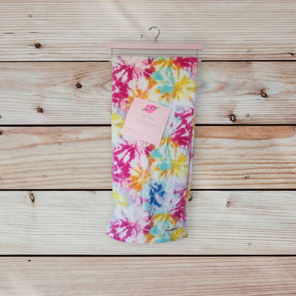 Betsey Johnson Throw